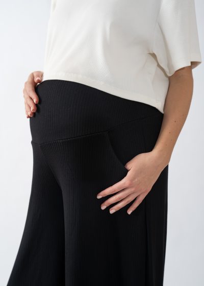 Czarne szerokie spodnie ciążowe